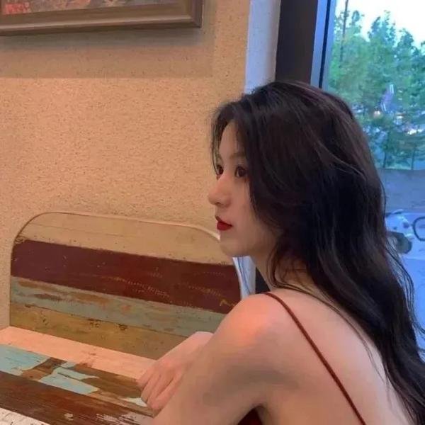 僵尸飞鲨
